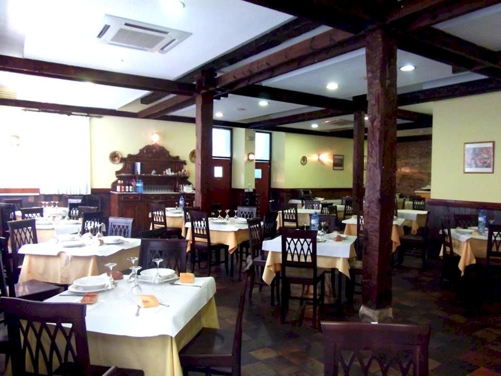 Hotel Termas De Льерганес Экстерьер фото